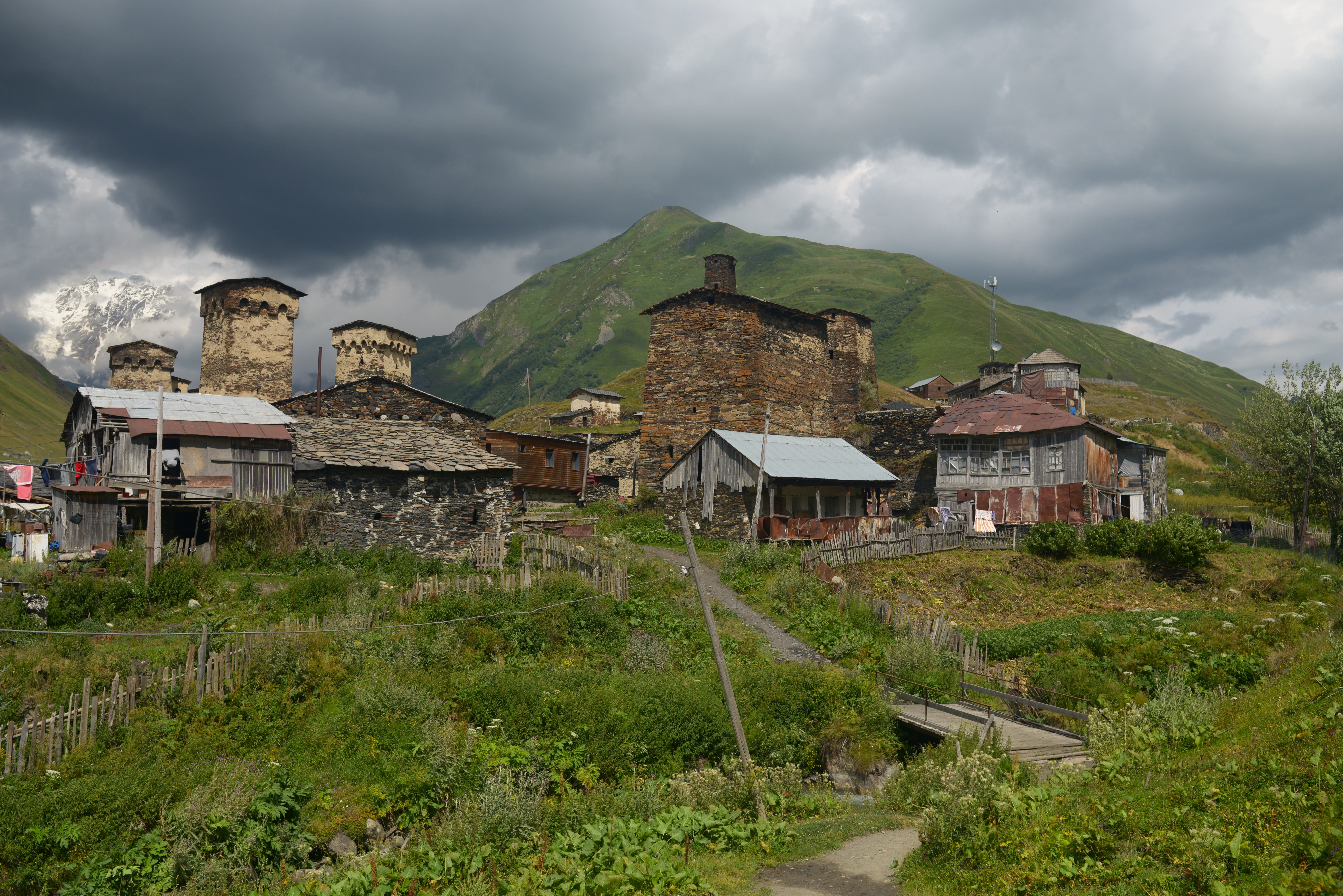 Gruzija najvisje lezeca vas